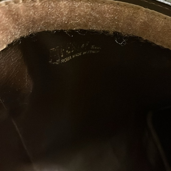 FENDI ZUCCHINO COATED CLUTCH/ PURSE / make up bag/men’s shaving kit (Vintage) - Picture 6 of 6